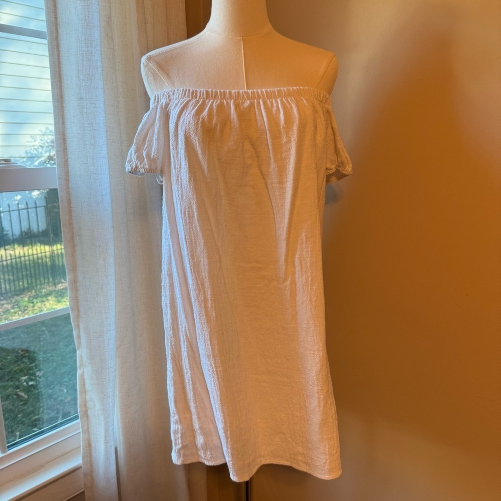 Beachy off the shoulder linen blend mini dress
